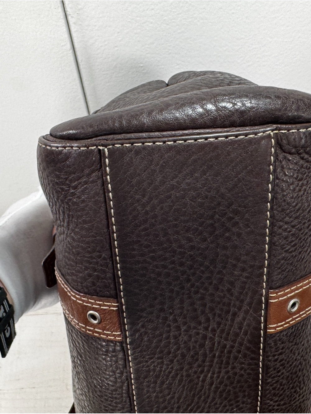 ๐ Coach Soho Buckle Satchel Pebbled Leather Brown Shoulder Bag Y2K - Picture 8 of 11